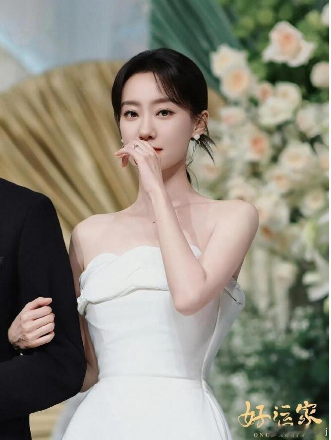 好运家：直到钟放表白，郝有嘉才知彭浩东才是她的良配？      郝有嘉，虽有着医