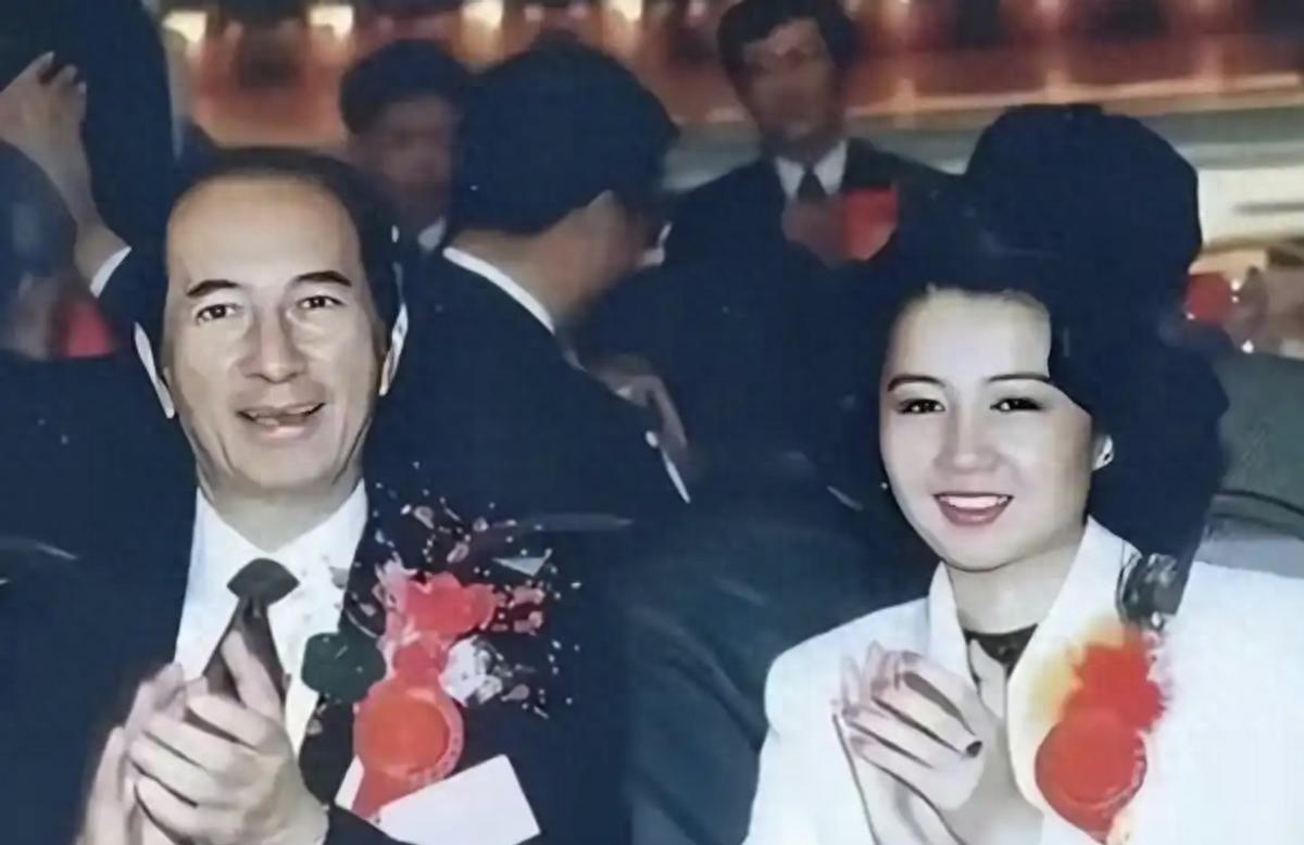 赌王四太的“棋局”：子女命运大不同
嘿，宝子们！今天咱可得好好唠唠赌王四太梁安琪