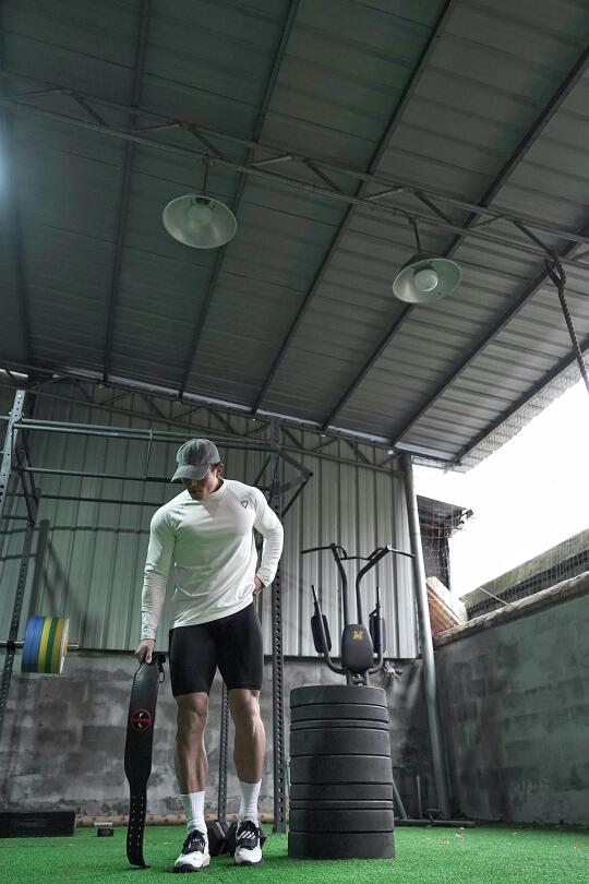 压倒我的是杠铃，又不是生活🫡