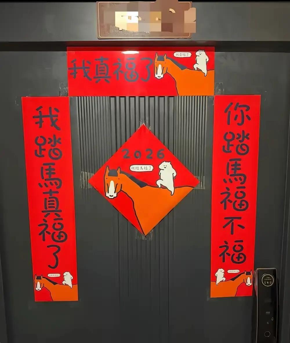 工地复工率才六成出头，我老乡群里哀嚎一片。
去年这时候已经满岗，今年蹲了半个月才