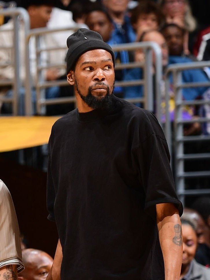 卡佩拉：“没人能替代KD，所以我们只能用现有的阵容尽力而为。希望下一场他能回归。