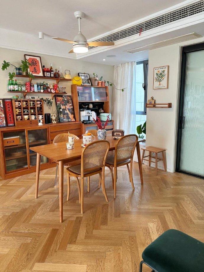 网友：家，不在大小，温馨就好~ ​ ​​​