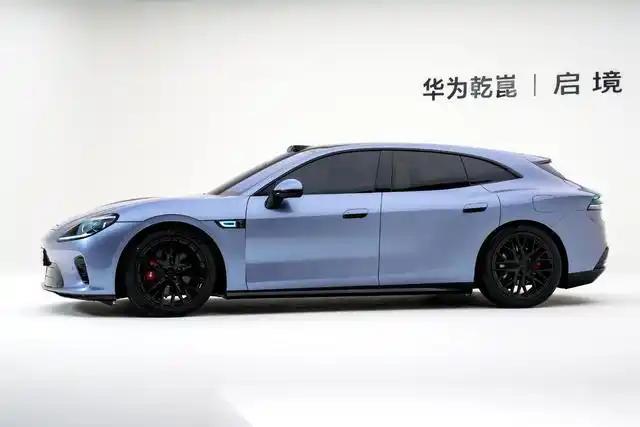 启境GT7上市：三电机2.98秒破百，华为全家桶直接拉满

更关键的是，全系标配