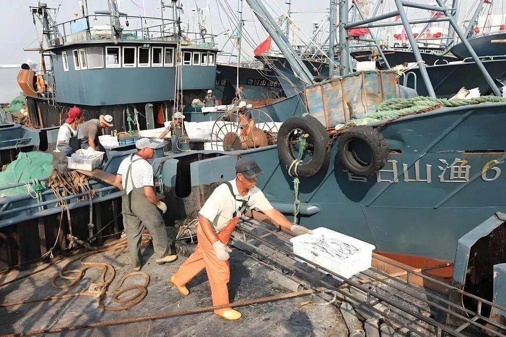 ·伊朗封锁敲响警钟！解放军一旦封锁台海，全世界没人能承受这个代价

最近霍尔木兹