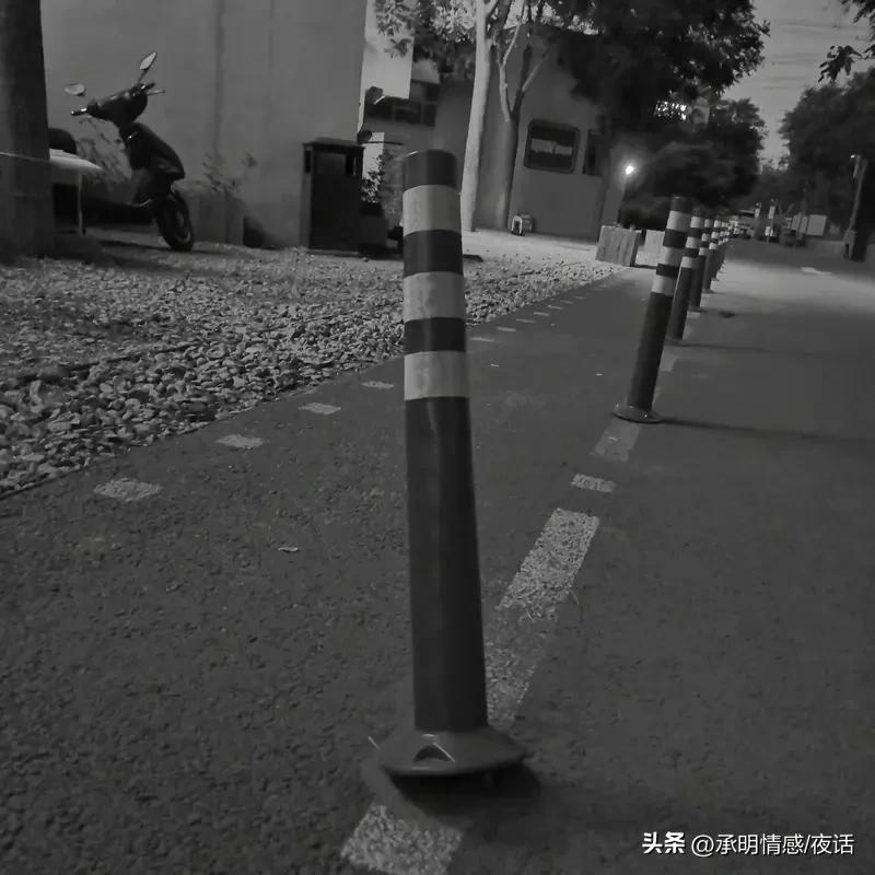 你认为逆境能否让人变得更强大?家人们，逆境到底能不能让人变强？答案是——能，但得