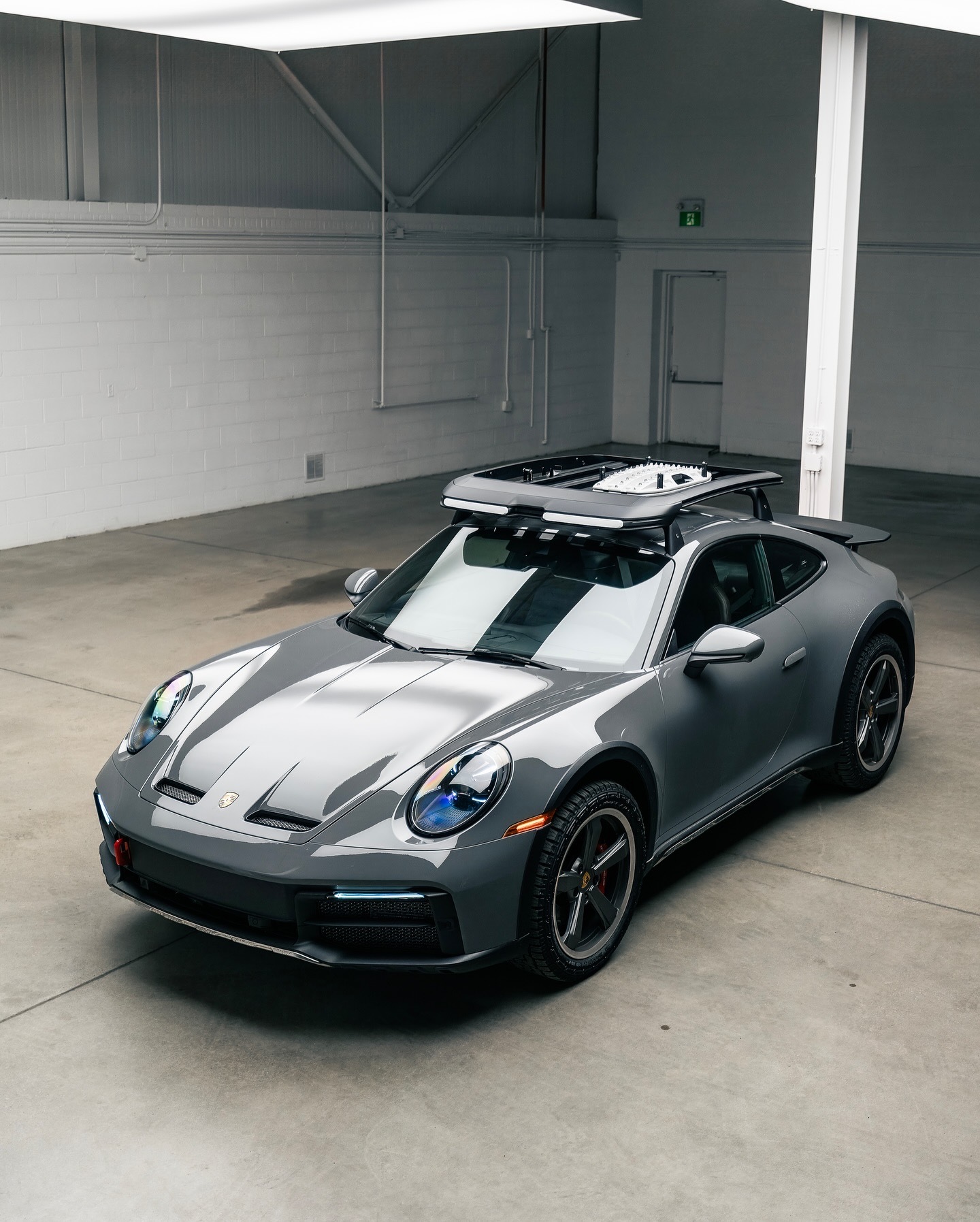 Porsche 911 (992.1) Dakar,Color:PTS Chin
