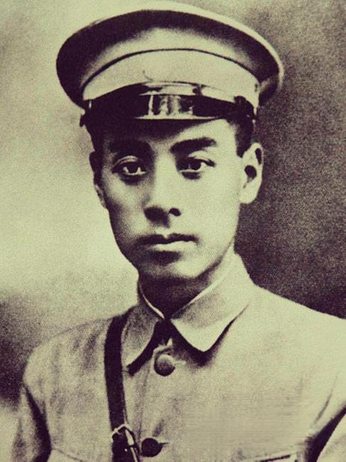 今天是2026年1月8日，也是伟大的周恩来总理逝世50周年。
如果一定要选几张照