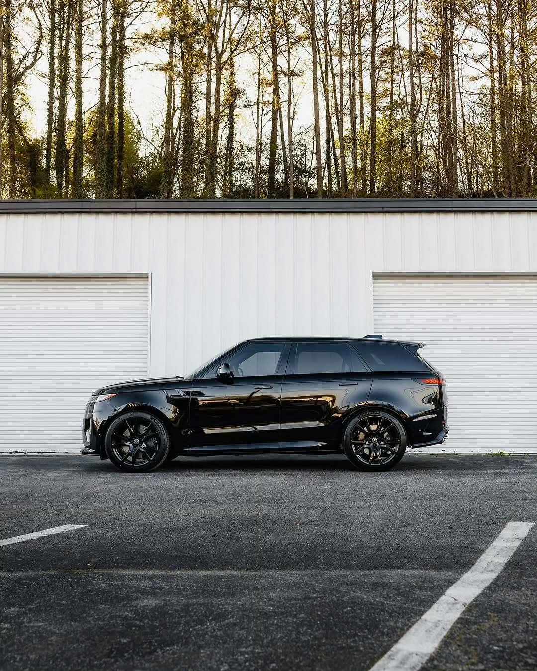 路虎揽胜运动SV 