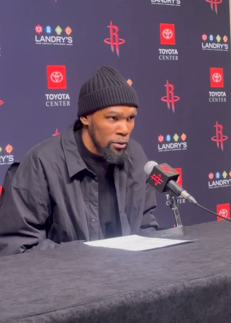 杜兰特赛后揽责：“输球全都是我的责任。我是进攻核心，对手倾尽了所有防守资源，就是