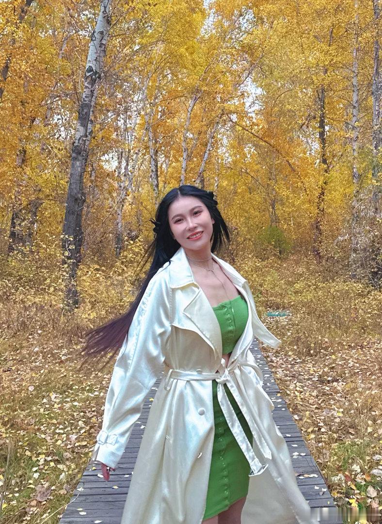 🍁阿勒泰的深秋～ 阿勒泰市