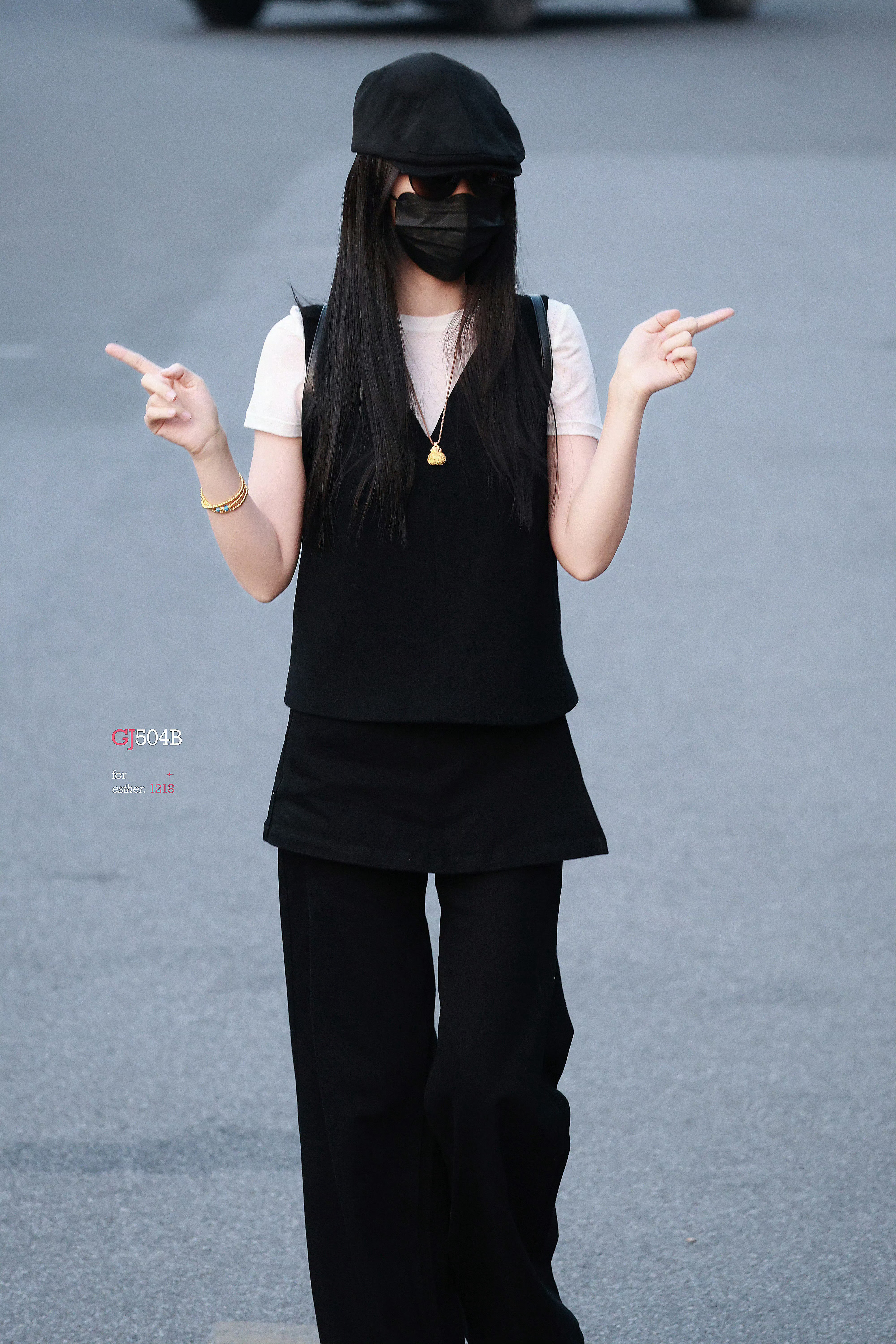 今天云初令上班的家欣so cool😎 