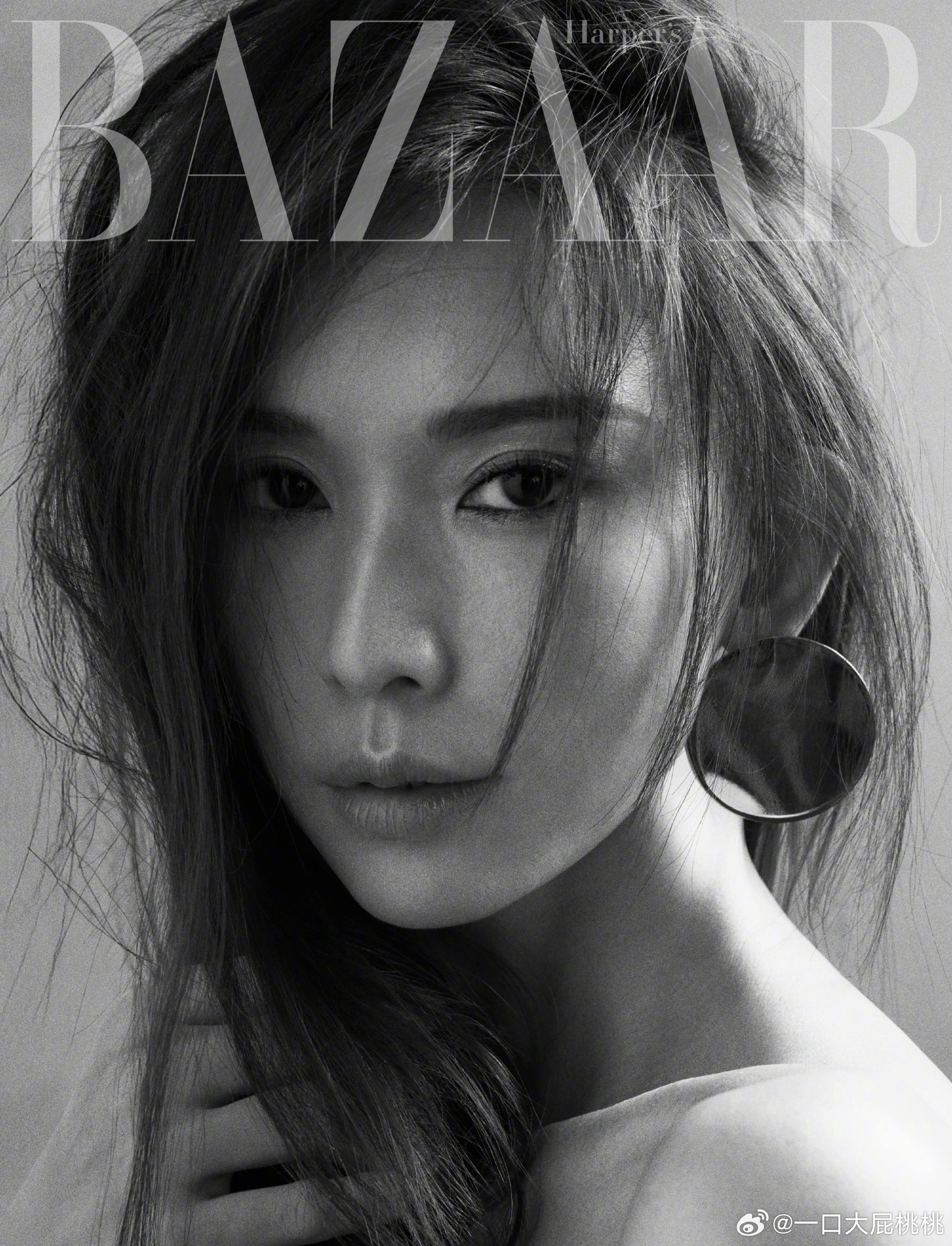 志玲姐姐23年退圈一直鲜少露面，今年以时装周拉开回归架势，与Valentino、