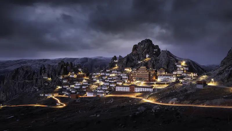 没有人能帮你越来越好，你越来越好的原因，是因为你一次次经历，一次次放下，一次次自