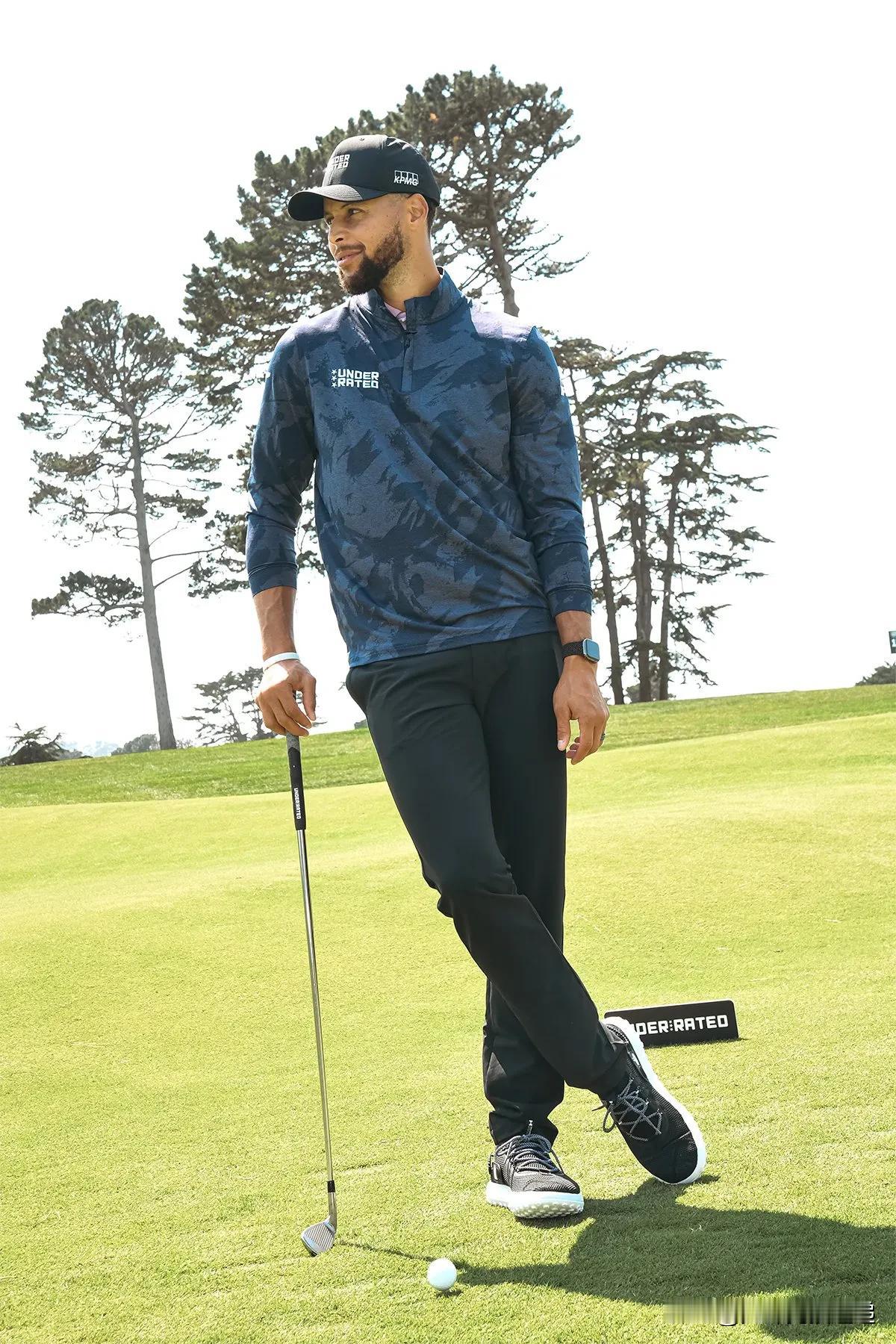 斯蒂芬·库里在高尔夫界已颇有建树，现在又迈出了新的一步⛳️

这位 NBA 球星