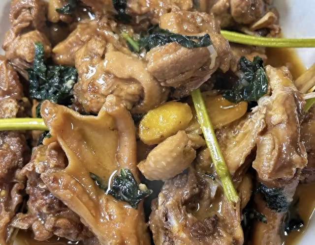 3道家常鸭肉做法，平补润燥不上火，深秋安稳养身