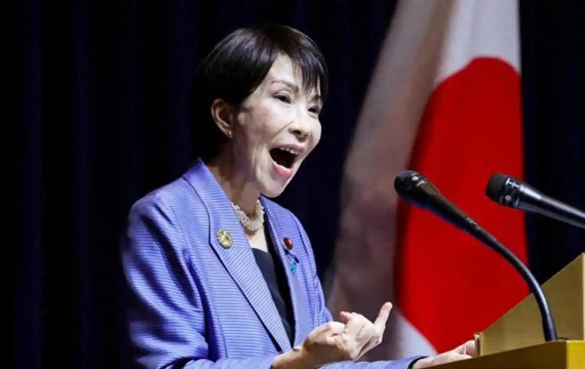 日本不认账！高市要求俄方拆除“粉碎大日本帝国”纪念碑，这究竟是在意国民情感还是回