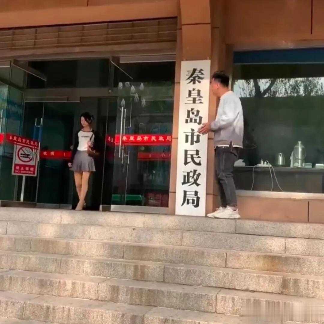 绝不让中间商赚差价！[吃瓜群众]聪明人永远知道在哪发力！[如花]

你怎么看？
