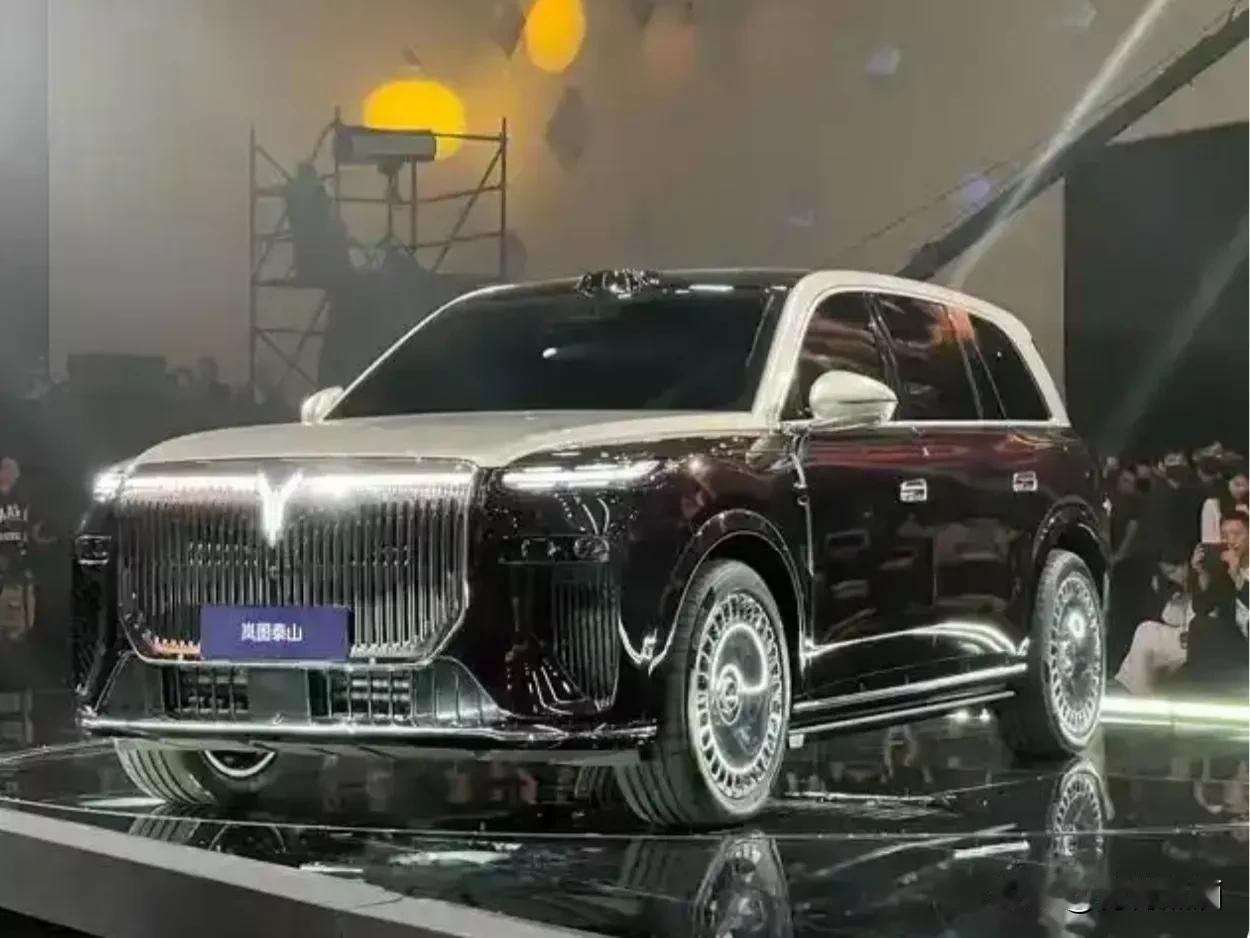 这就是赤裸裸的现实！加满60升油箱：
美国约需570元人民币
日本约需580元人