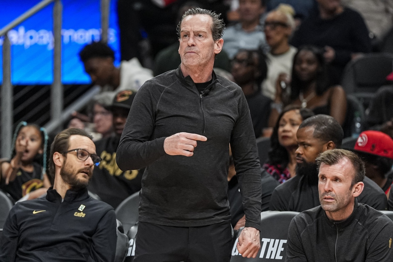 ➡科尔：谁还有梦想？金州勇士nba吐槽大会金州勇士两位前勇士助教阿特金森和迈克·