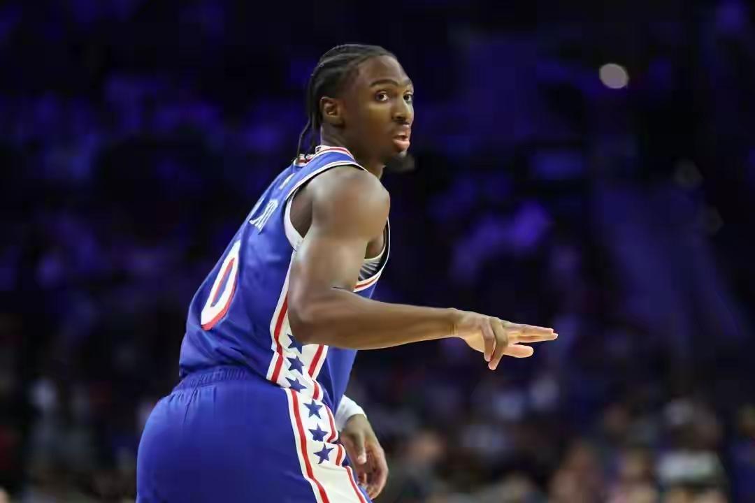 不怕神一样的对手，就怕猪一样的队友，本赛季76人的马克西有多苦？

作为76人后