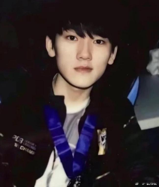 为何去年的杰克和今年的Ruler舆论相反？同样是担当输出大任的队内大C，为什么去