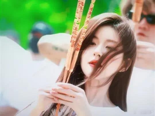 许研当众认子！这波操作太圈粉！  许研这波“认子”太圈粉！亲妈式担当戳中多少人 