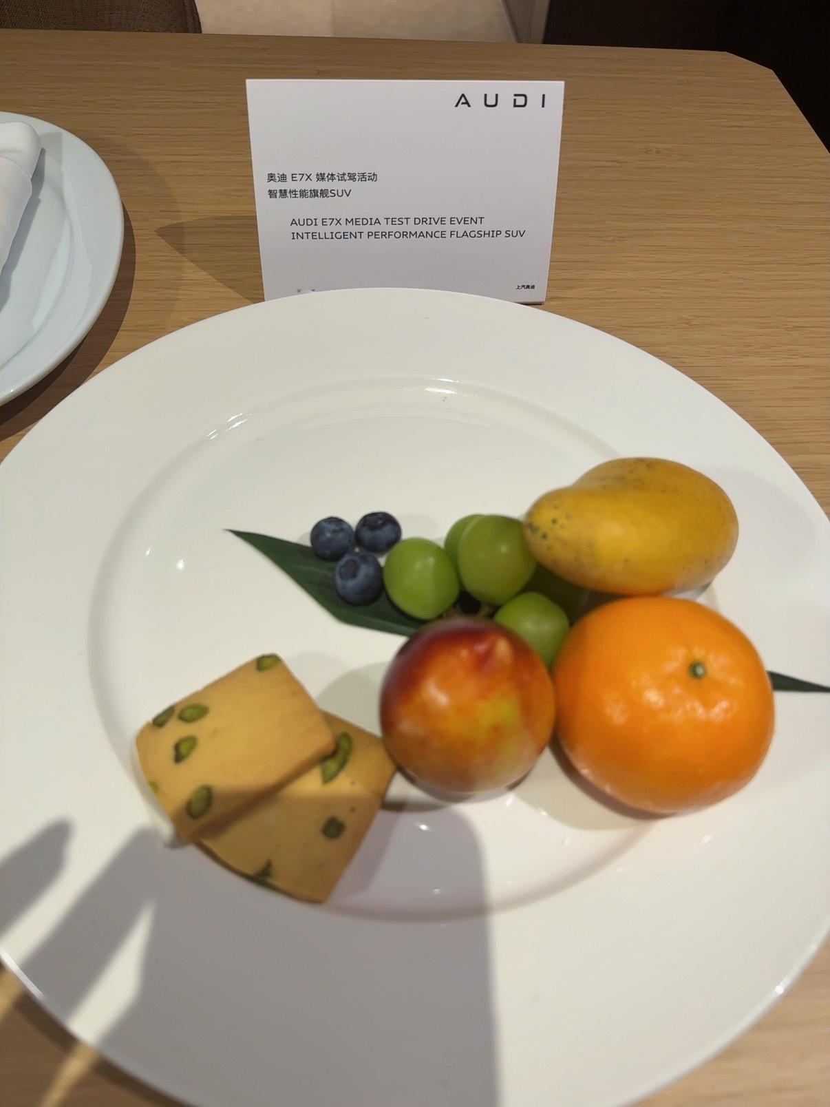 呜呜呜欧终于到酒店了开始加班！卷妹的日常卷妹的唠嗑 福州