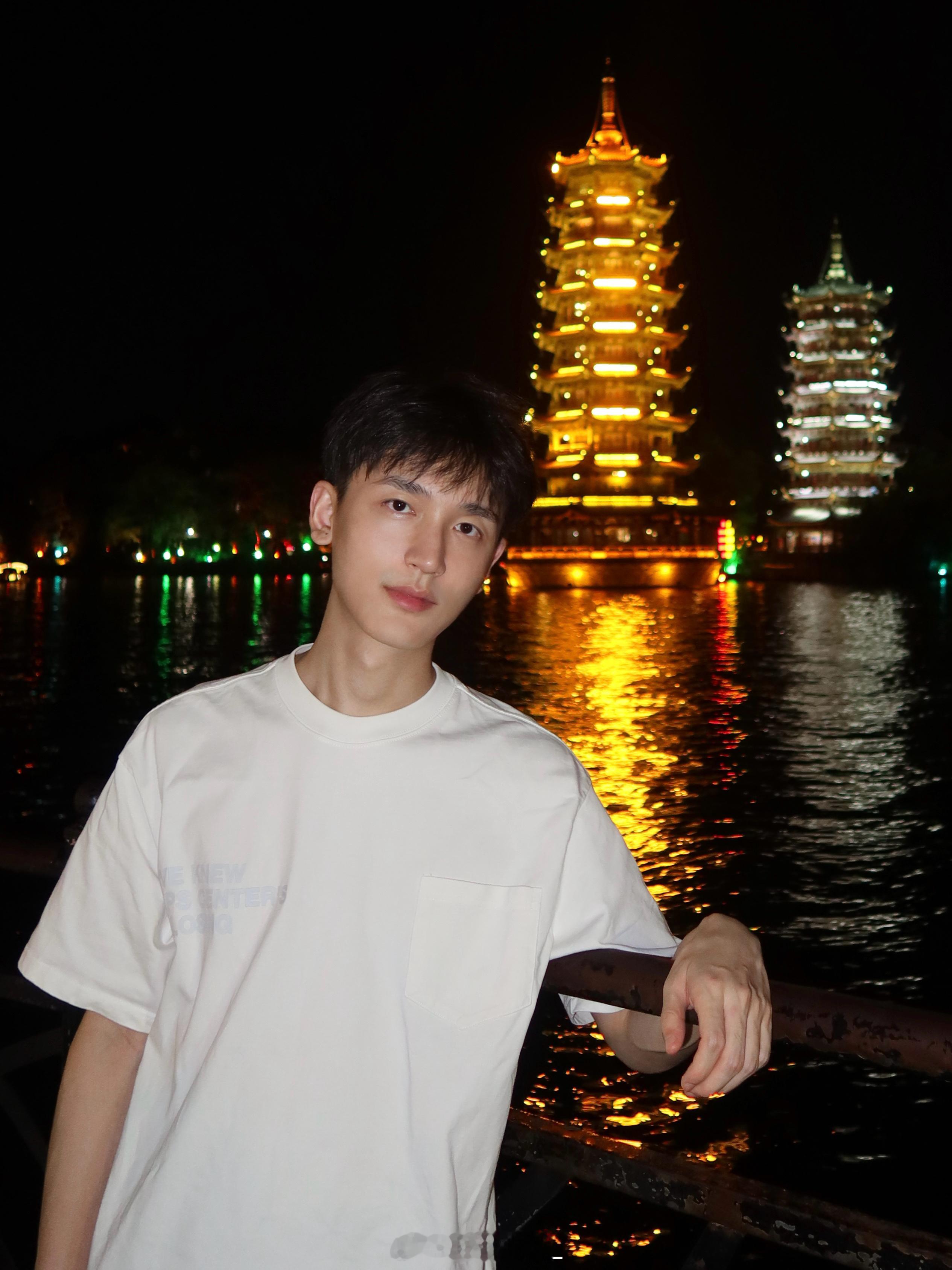 一张夜景 