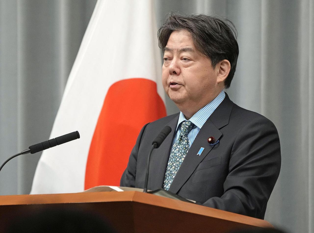 日本宣布了！不承认中国质疑琉球归属！据法国媒体报道称，日本官房长官称冲绳归属日本