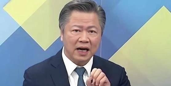 台湾省学者赖岳谦，建议重审对外政策，认为必须删除“我们不惹事“的说法，因为这种表