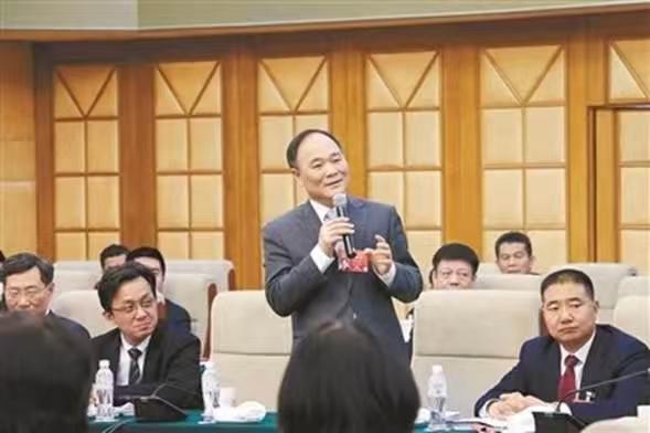 曹操出行，最近在无人驾驶领域的动作，简直让人眼前一亮！

其实曹操出行的底气，早