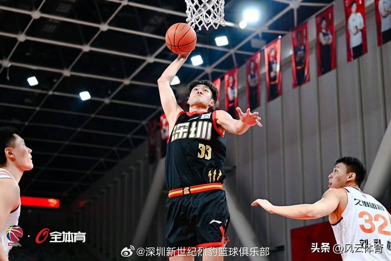 史密斯爆砍34分！深圳男篮主场终结上海九连胜！

今晚，CBA常规赛第14轮深圳