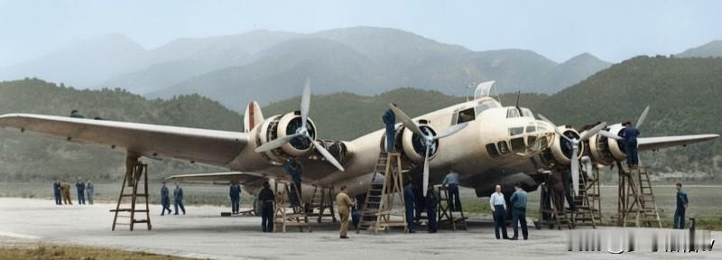 提起第二次世界大战时期的轰炸机，那些四发轰炸机总是能够引起大家对兴趣。

不过可