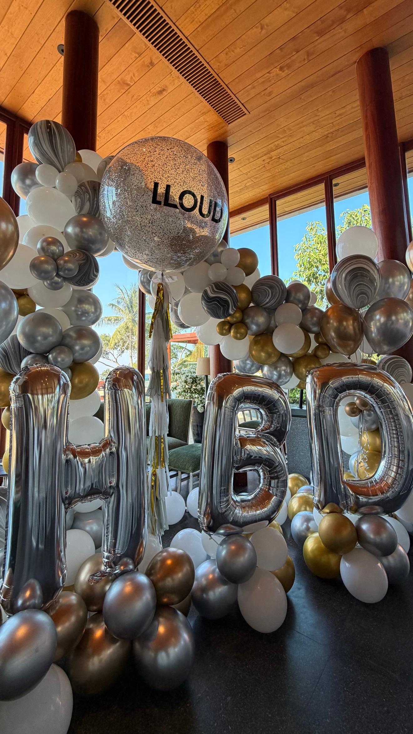 260327 Lisa更新 IG STORY🎁生日快乐Wuli boss Li