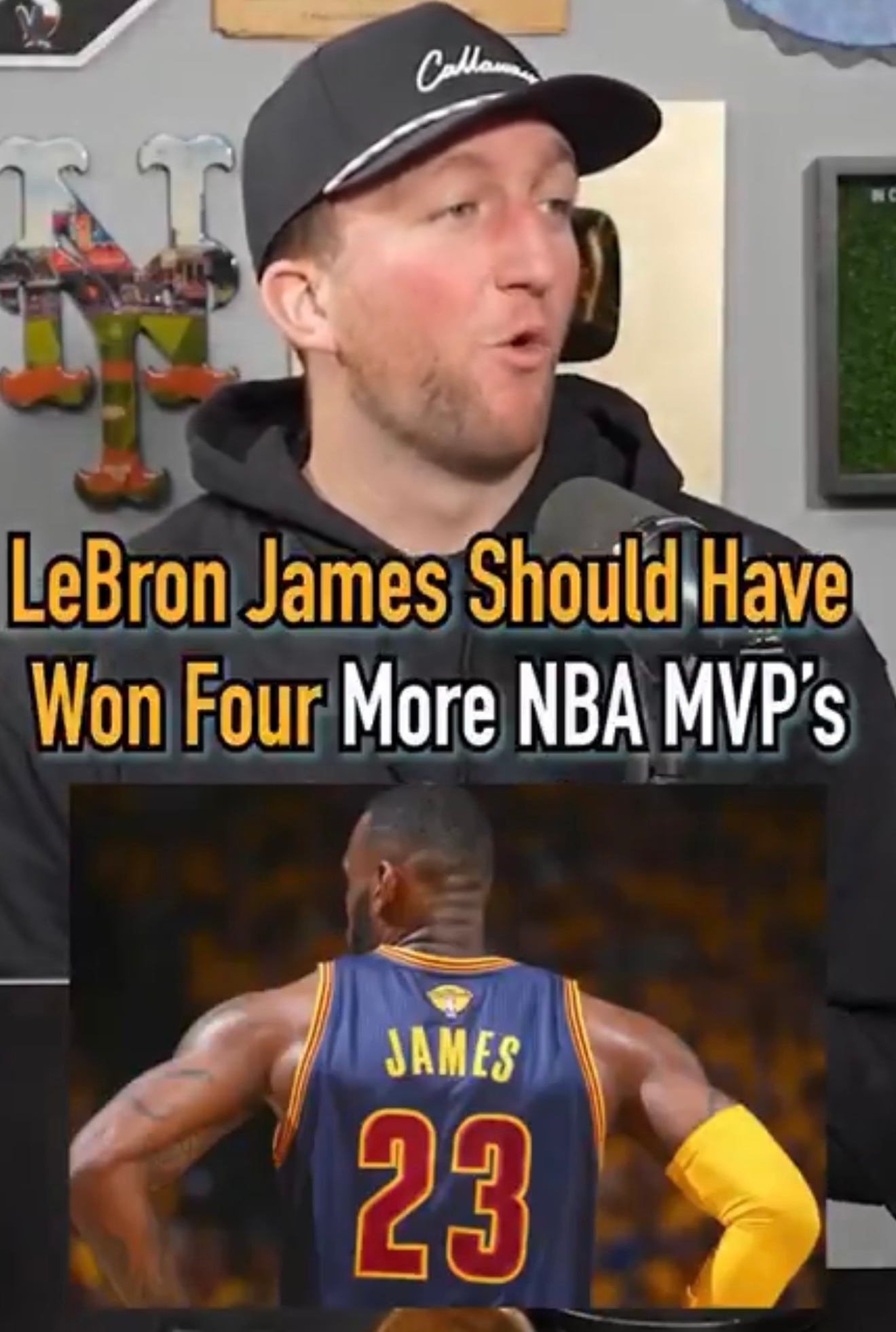 CBS记者Sam Quinn今日表示，詹姆斯应该获得2011年的MVP，至于20