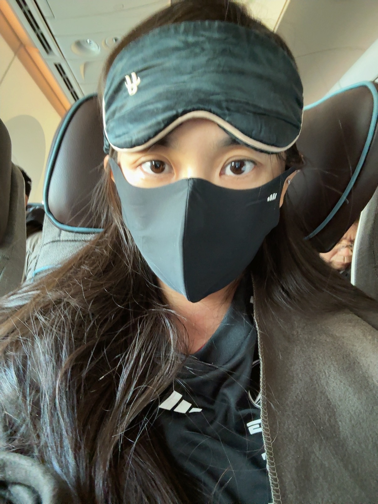 早上好bb们！到北京啦！！回来的路程可能顺风，加上要减四个小时的时差，感觉到的无