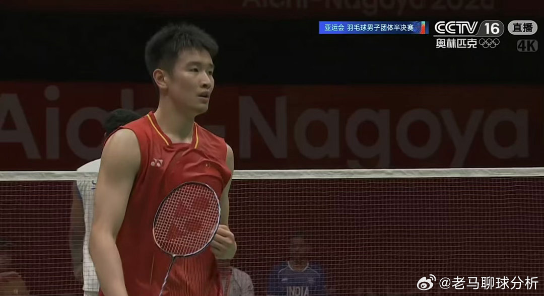 李诗沣2‑0力克阿尤什！国羽男团2‑1手握赛点，完成亚锦赛失利复仇李诗沣2比0阿