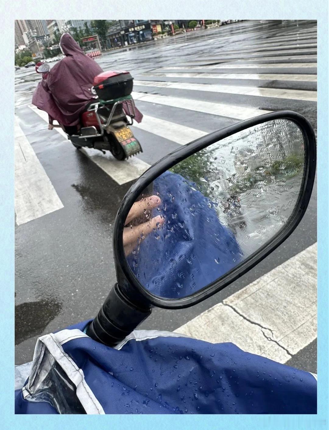 买车的欲望已经到了极致下雨下雪，各种极端天气都会让骑小电驴通勤的人产生一种可怜和