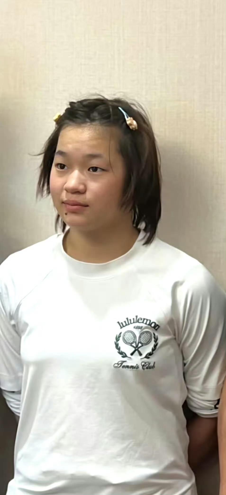 全红婵：（捏着肚子上的肉）哥，我怎么感觉自己胖了这么多啊...两个月没比赛，再上