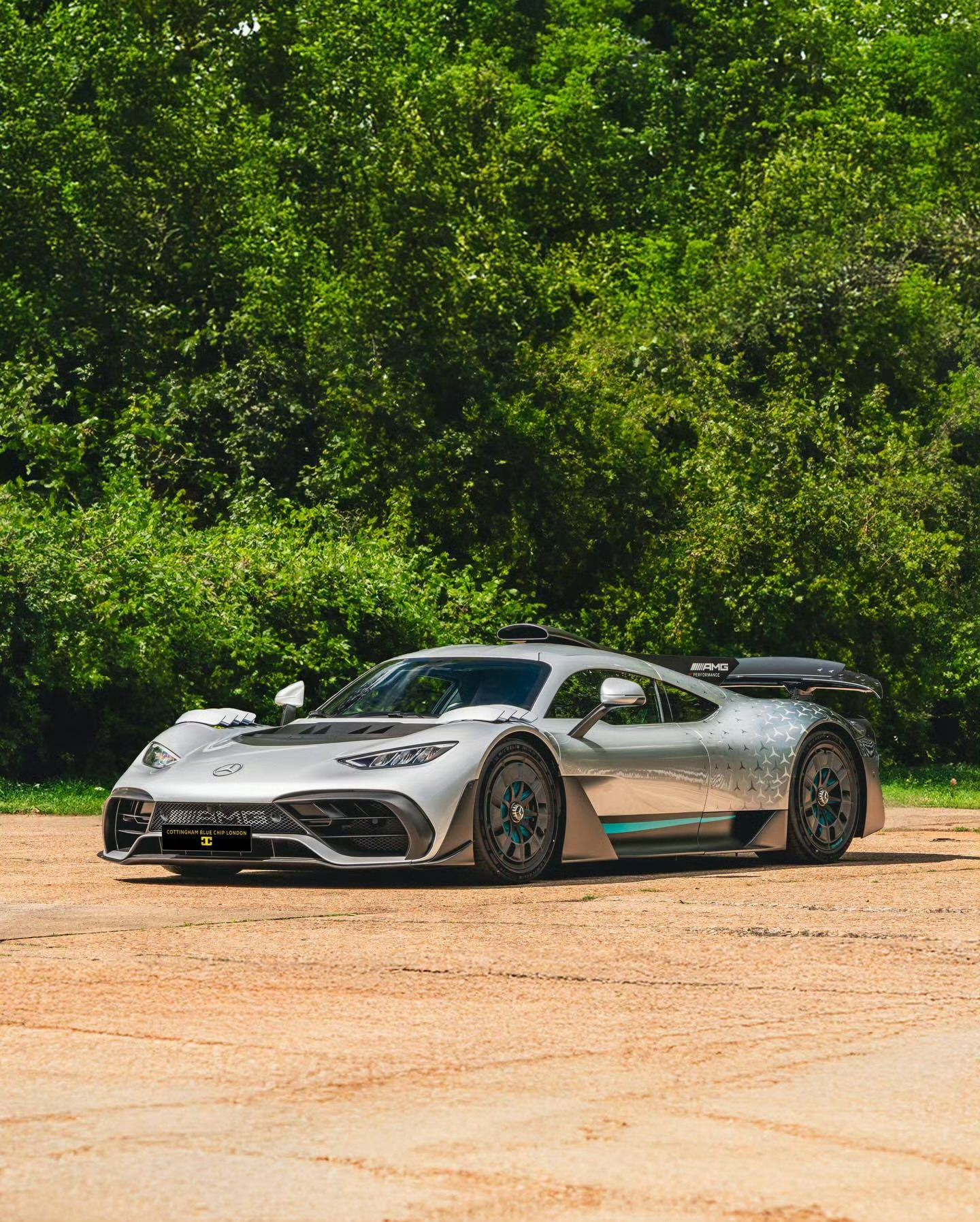 梅赛德斯-AMG ONE 