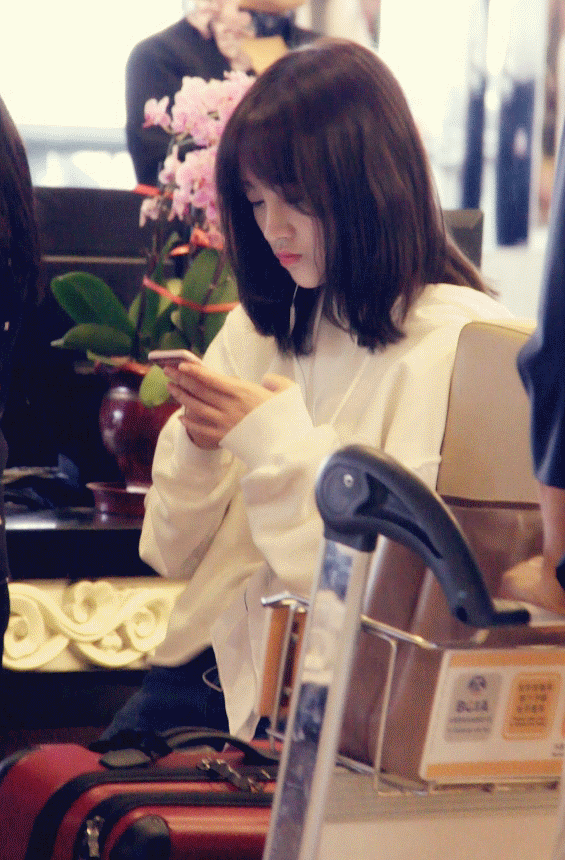 jjy鞠婧祎姜黎非jjy 鞠婧祎千香 风声围绕你身边，思念环绕你耳边