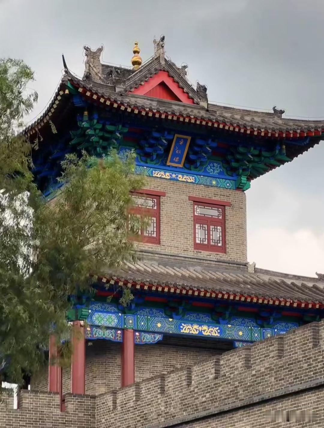 原创随手拍之（2825）
辽宁省辽阳市。
古代称襄平，是国家历史文化名城，有东北