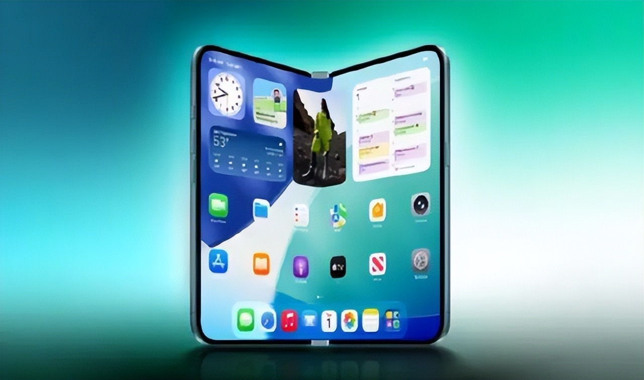 从目前爆料看，iPhone Fold更像是苹果对移动形态的一次重新定义，而非简单