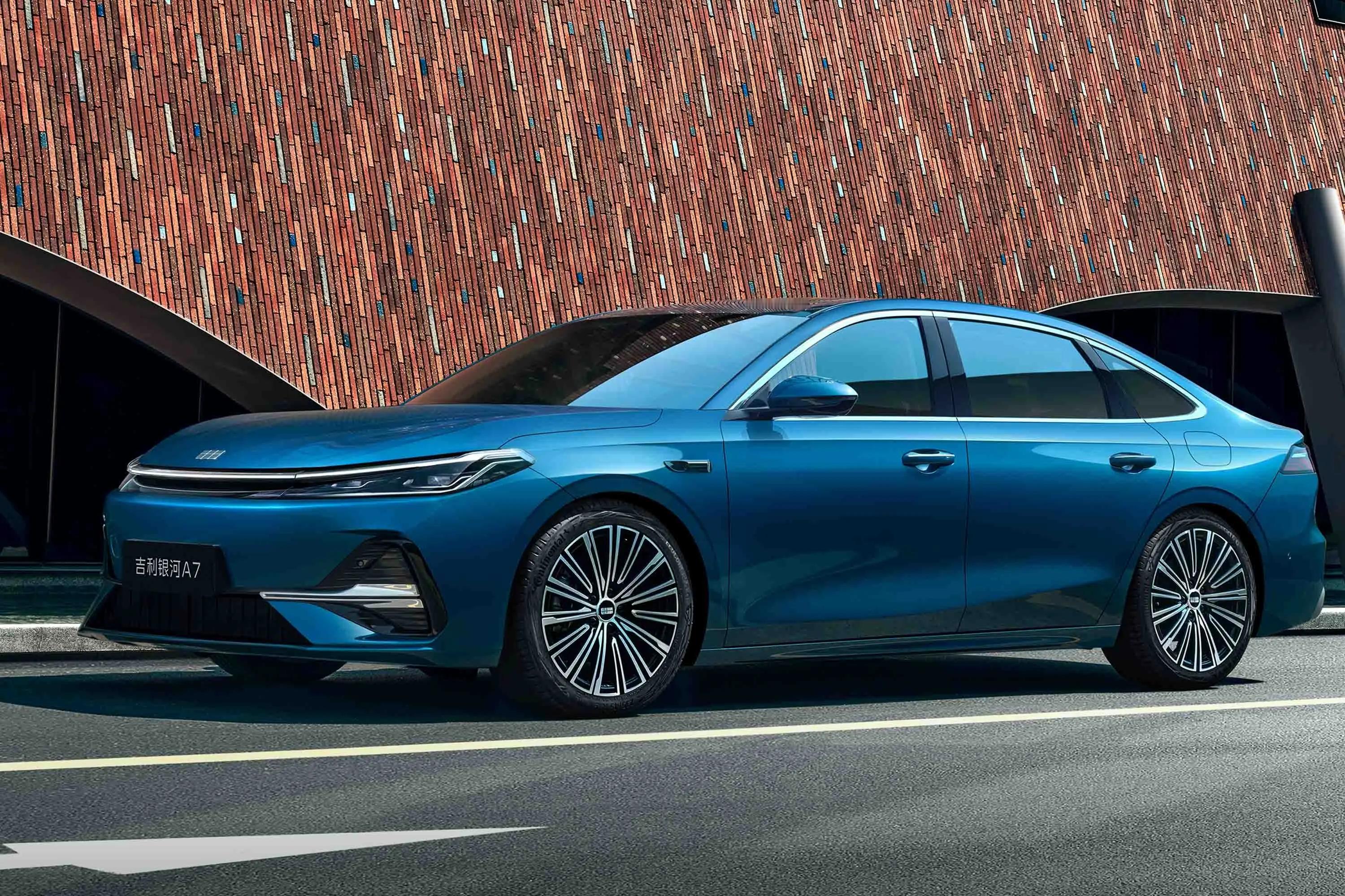 开银河A7这段时间，越用越觉得省心～ 跑长途一次加油能跑超久，不用老琢磨补能的事