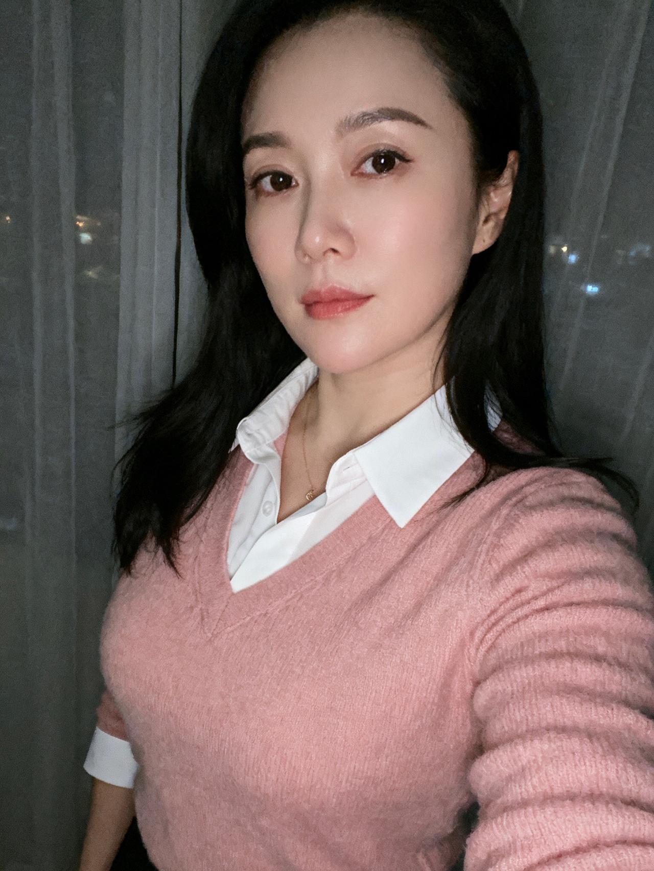 “心若不动，风又奈何，
你若不伤，岁月无恙”。

后来明白了，其实生活，
三分清