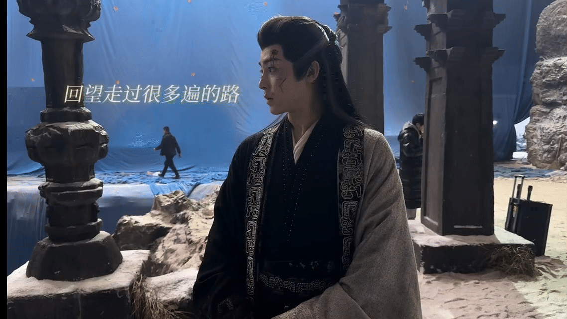 侯明昊大梦归离收官作文好走心  侯明昊大梦归离收官之笔，情真意切。深入角色灵魂，