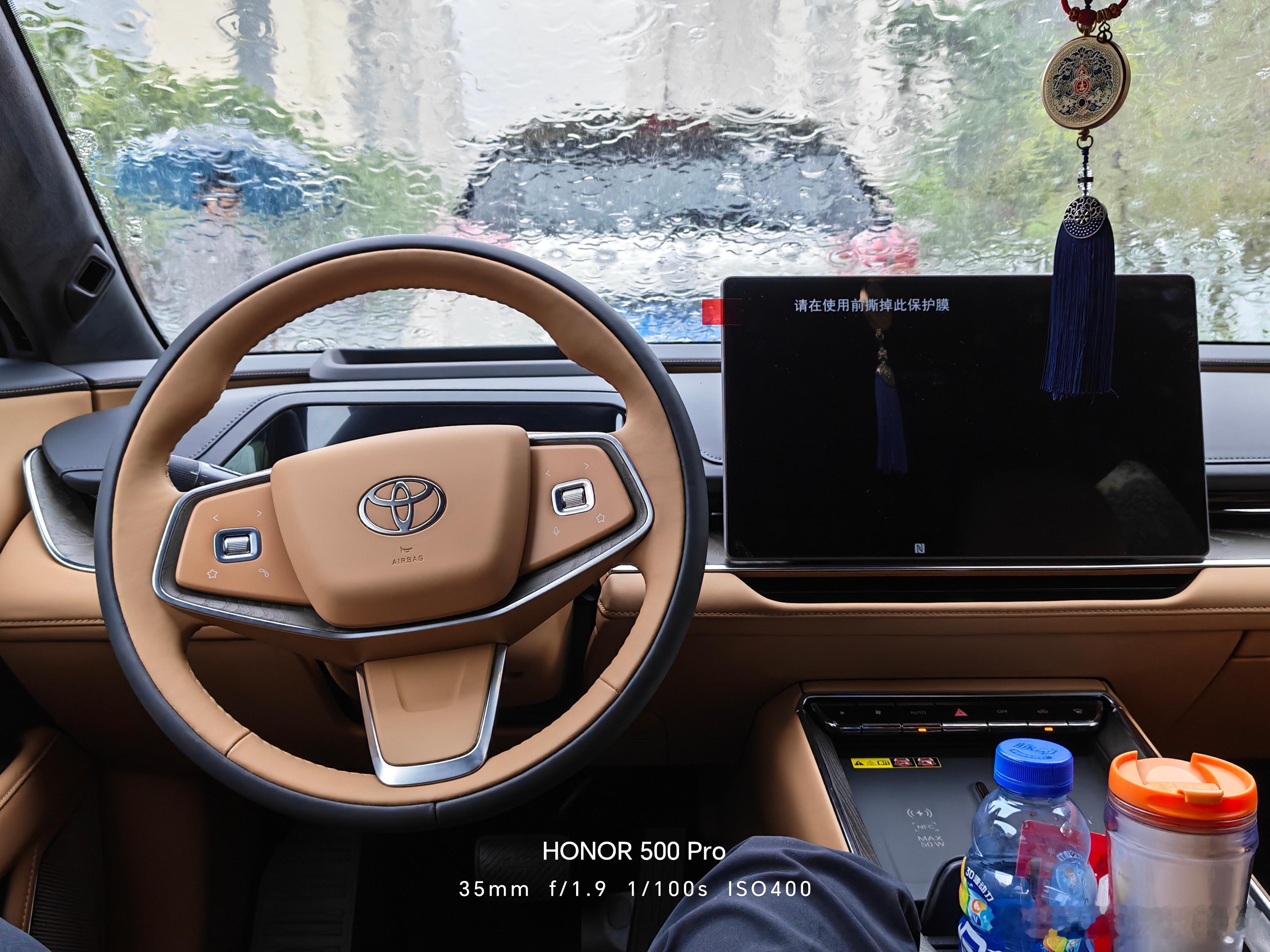 华为乾崑技术大会 刚刚用上鸿蒙座舱5，华为就发布了鸿蒙座舱6，只希望铂智7能首批