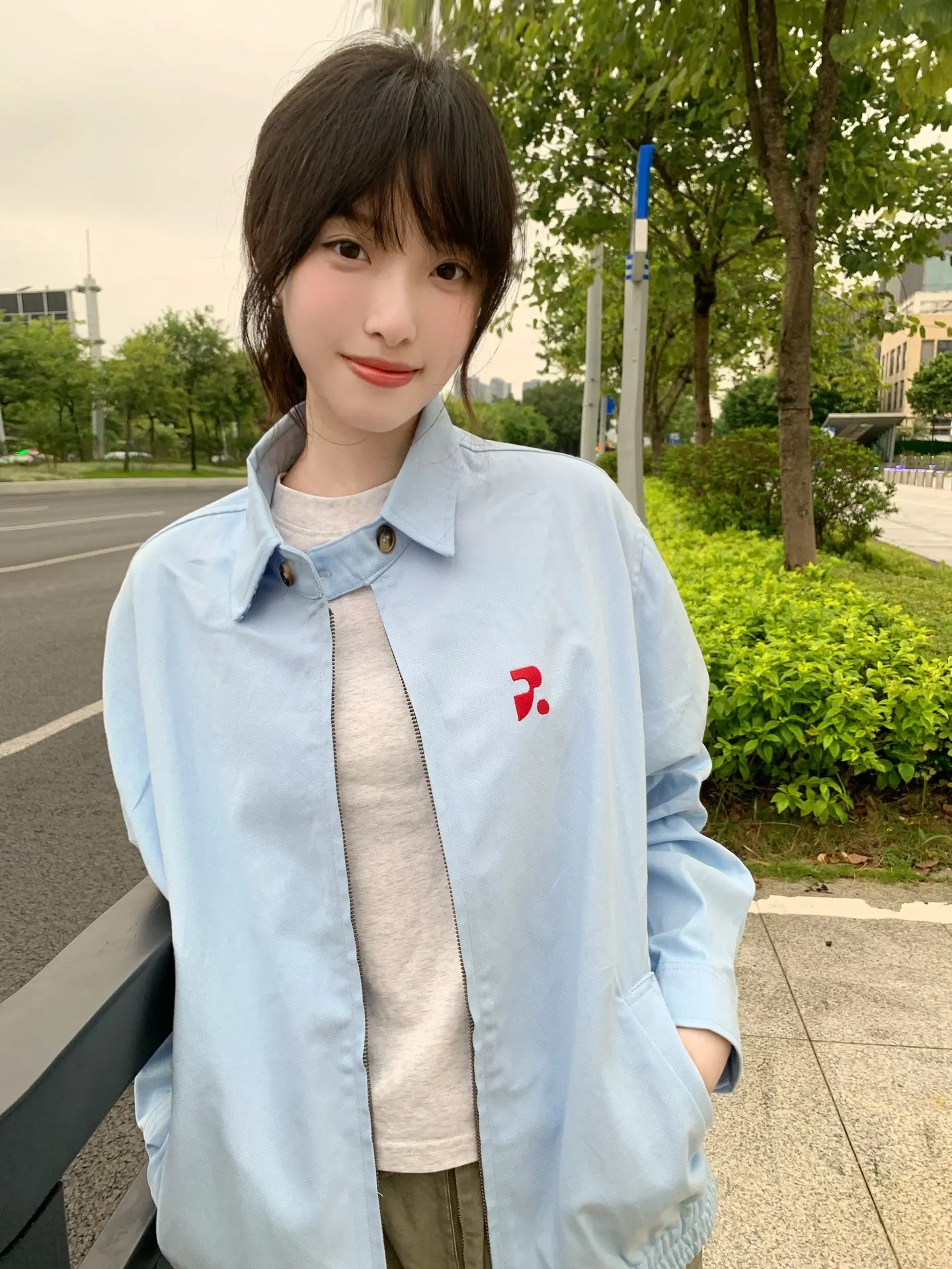 你盯着我看的那瞬间 想和我有以后吗
