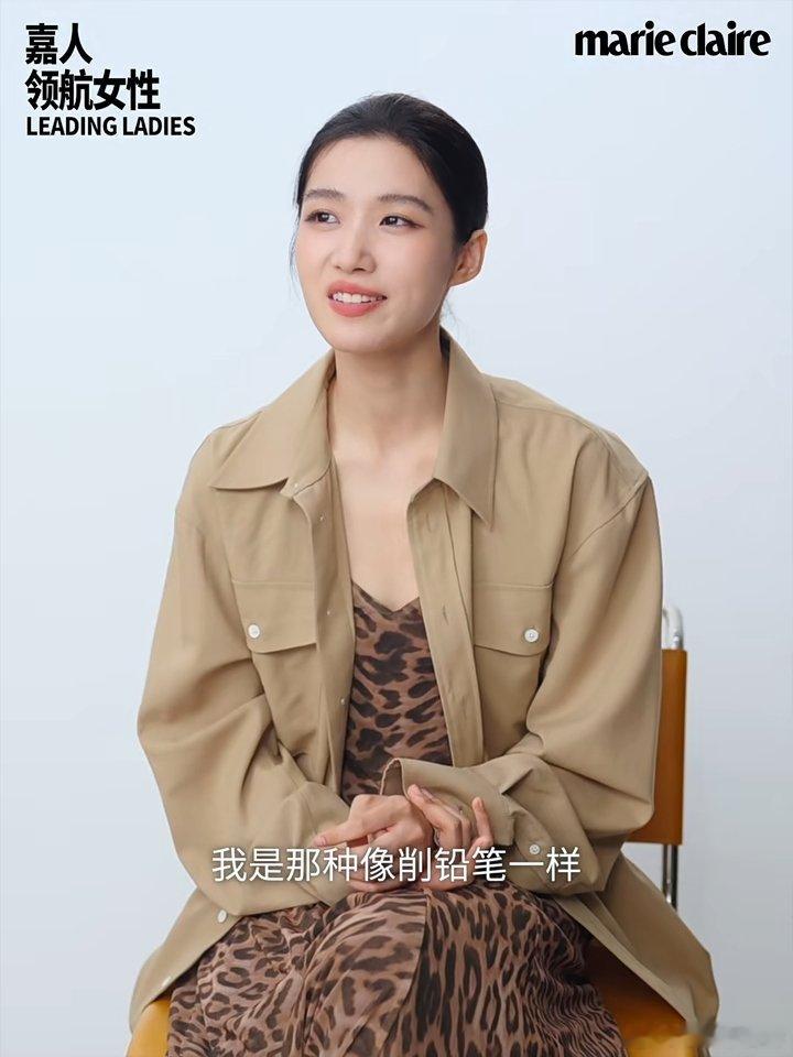 卢昱晓[超话]卢昱晓形容自己像削铅笔一样卢昱晓想成为一个对小动物有点用的人 卢昱