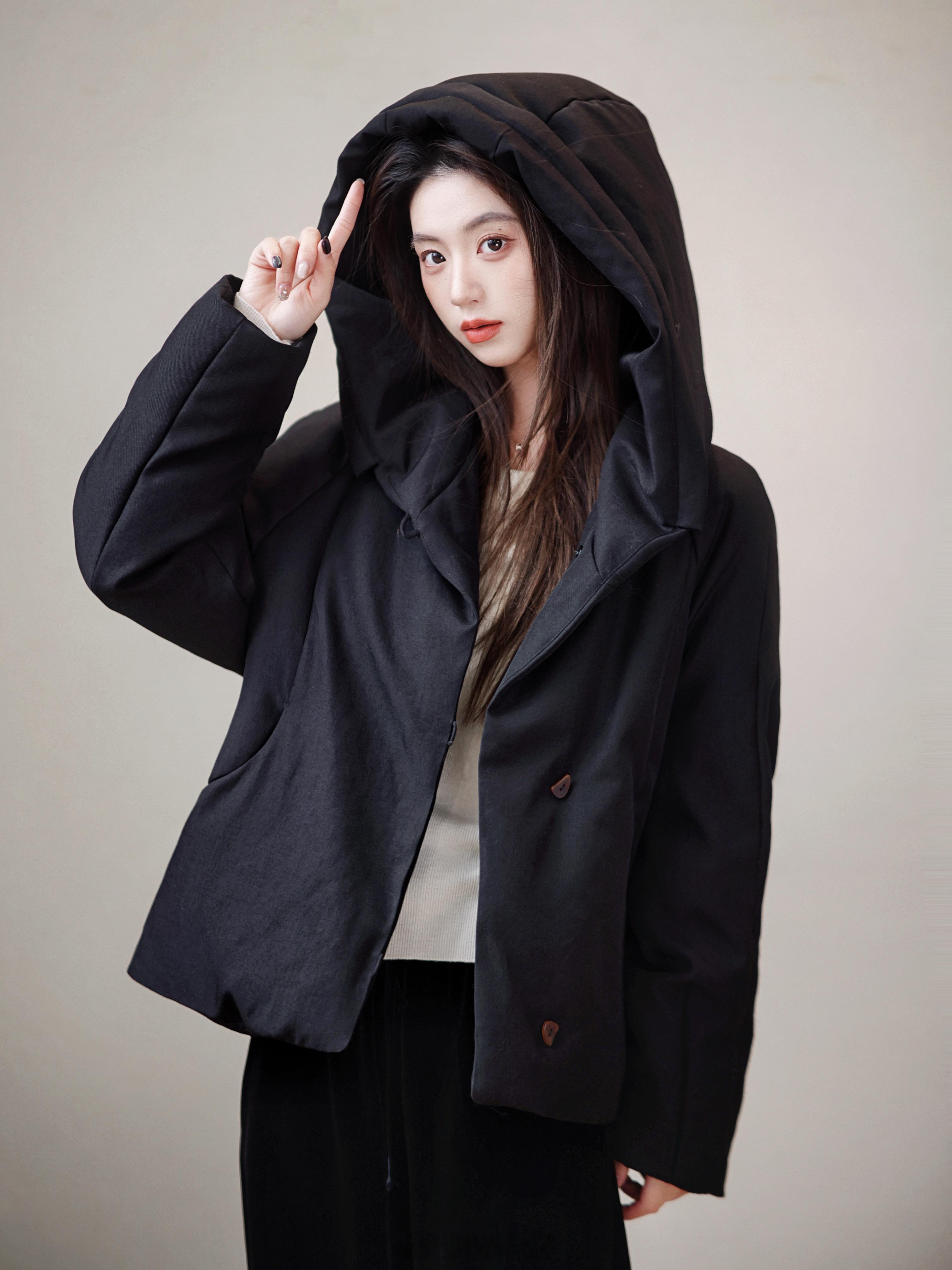 喜欢轻便款又想保暖的请选这件！！今天本粒去试过了 90白鹅+中空纱环保材真的很轻